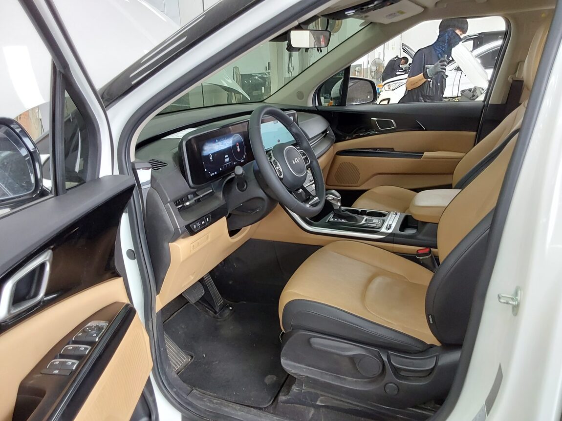 KIA NEW CARNIVAL (KA4) 9-SEATER GASOLINE PRESTIGE 2023 - zdjęcie 10