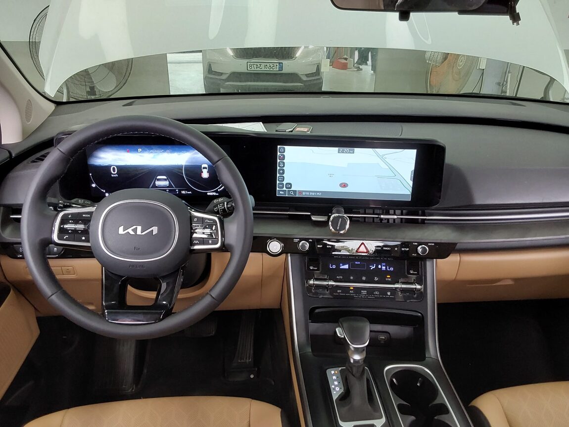 KIA NEW CARNIVAL (KA4) 9-SEATER GASOLINE PRESTIGE 2023 - zdjęcie 11