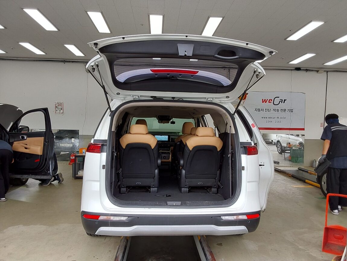 KIA NEW CARNIVAL (KA4) 9-SEATER GASOLINE PRESTIGE 2023 - zdjęcie 15