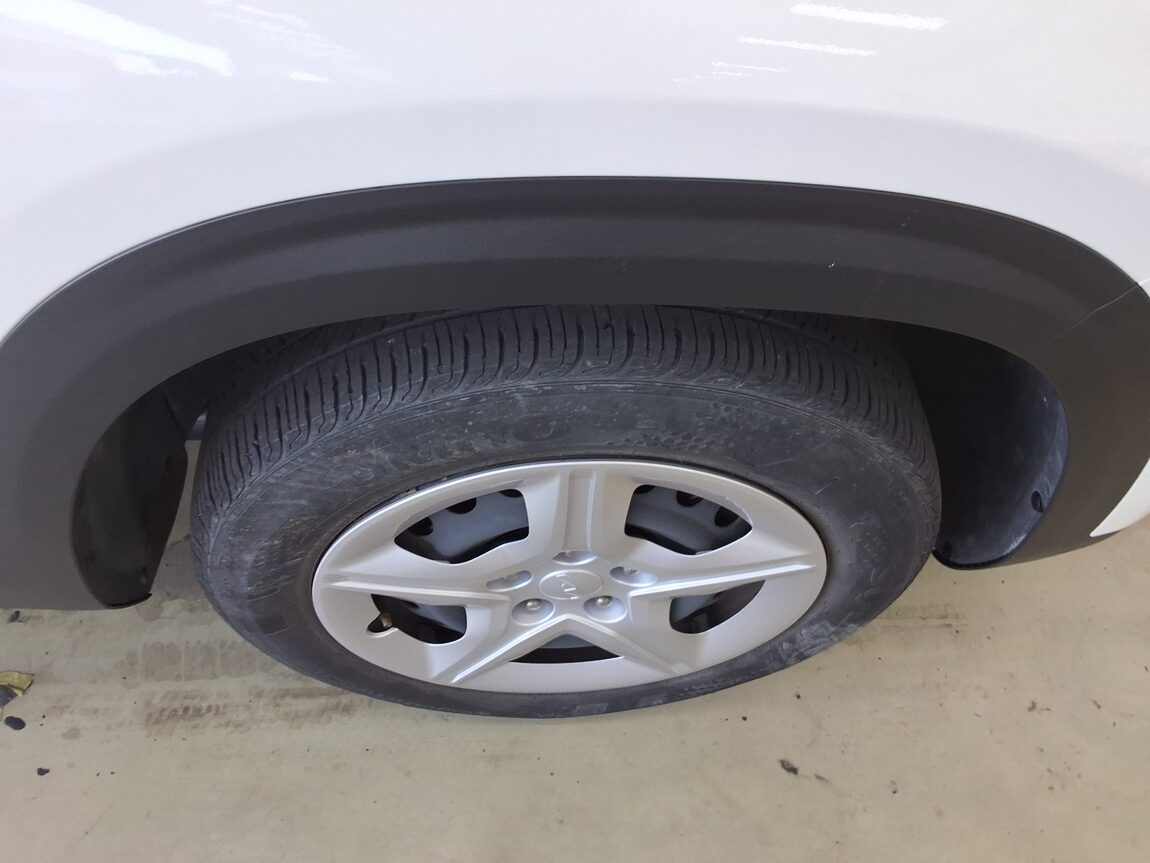 KIA SELTOS 1.6 GASOLINE 2WD TRENDY 2023 - zdjęcie 24
