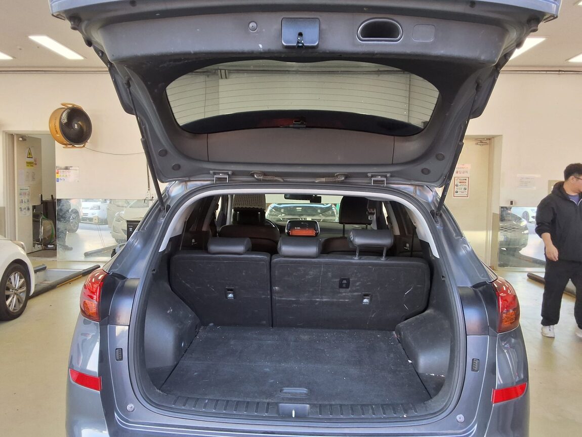 HYUNDAI NEW TUCSON 1.6 DIESEL 2WD SMART 2020 - zdjęcie 15