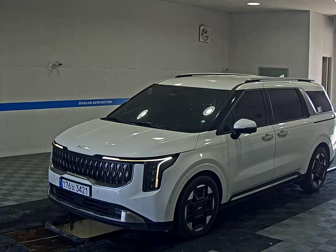 KIA THE NEW CARNIVAL (KA4) 9-SEATER DIESEL SIGNATURE 2024 - zdjęcie 2