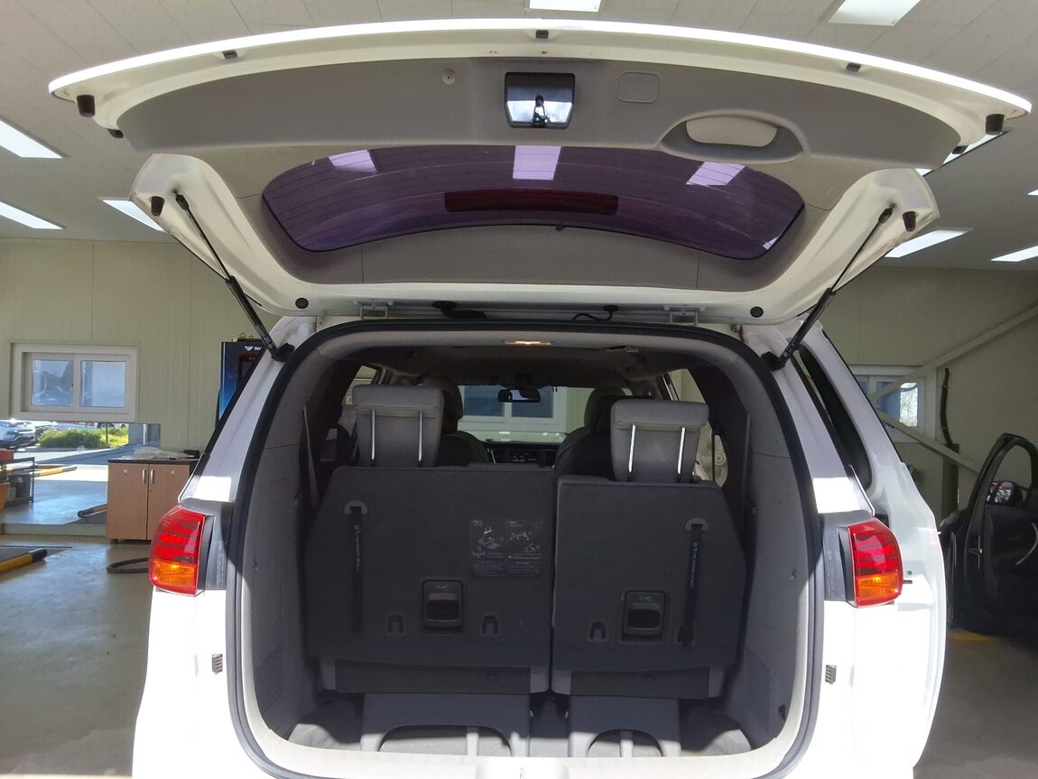 KIA THE NEW CARNIVAL LIMOUSINE 7-SEATER DIESEL VIP 2019 - zdjęcie 16