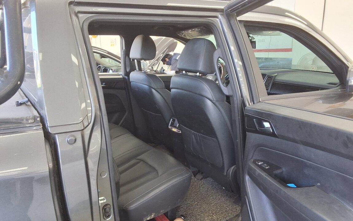 KG MOBILITY (SSANGYONG) REXTON SPORTS 2.2 4WD PRESTIGE SPECIAL 2021 - zdjęcie 13