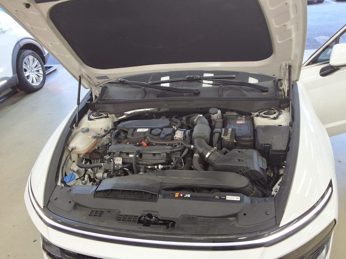 HYUNDAI SONATA THE EDGE GASOLINE 1.6 TURBO EXCLUSIVE 2024 - zdjęcie 18