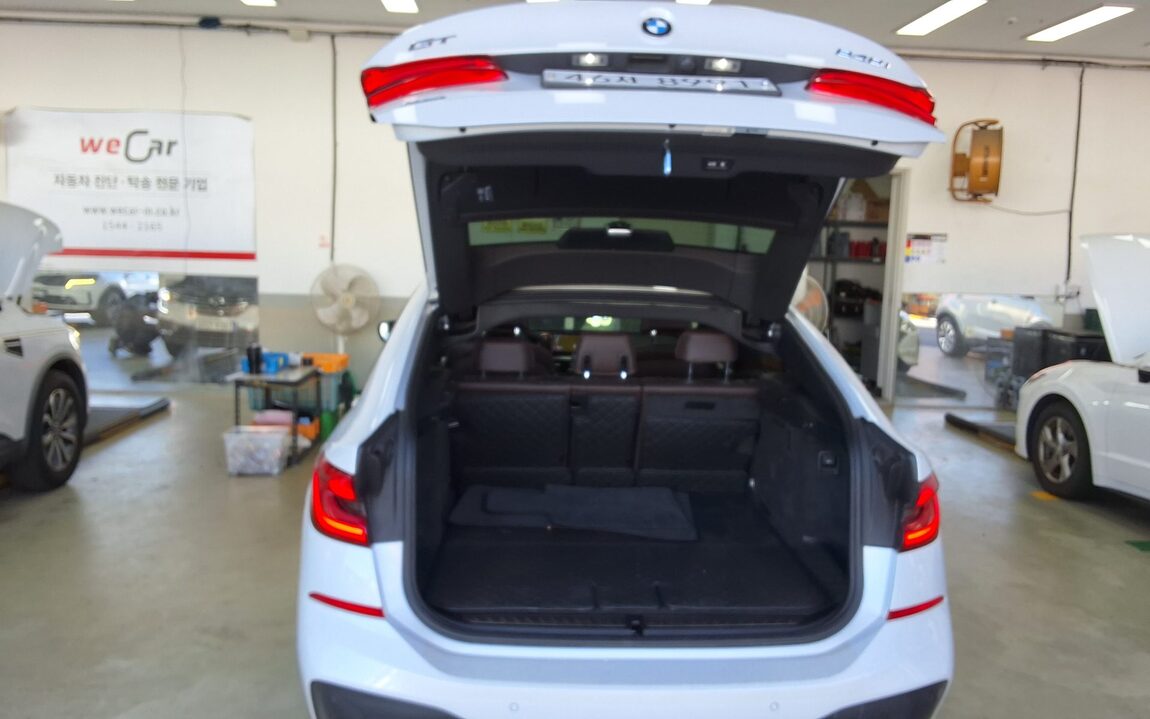 BMW GRAN TURISMO (GT) 6 SERIES 640i xDRIVE M SPORT PACK 2019 - zdjęcie 15