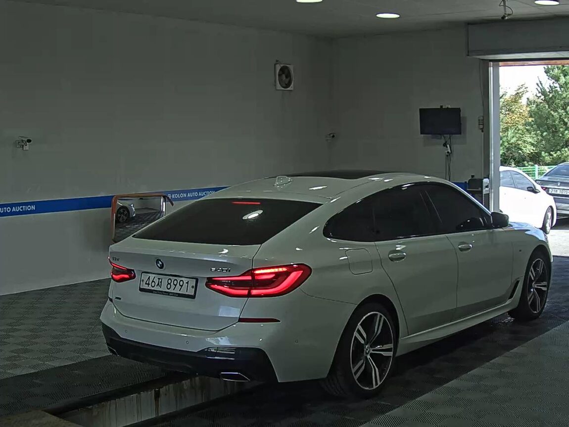 BMW GRAN TURISMO (GT) 6 SERIES 640i xDRIVE M SPORT PACK 2019 - zdjęcie 5