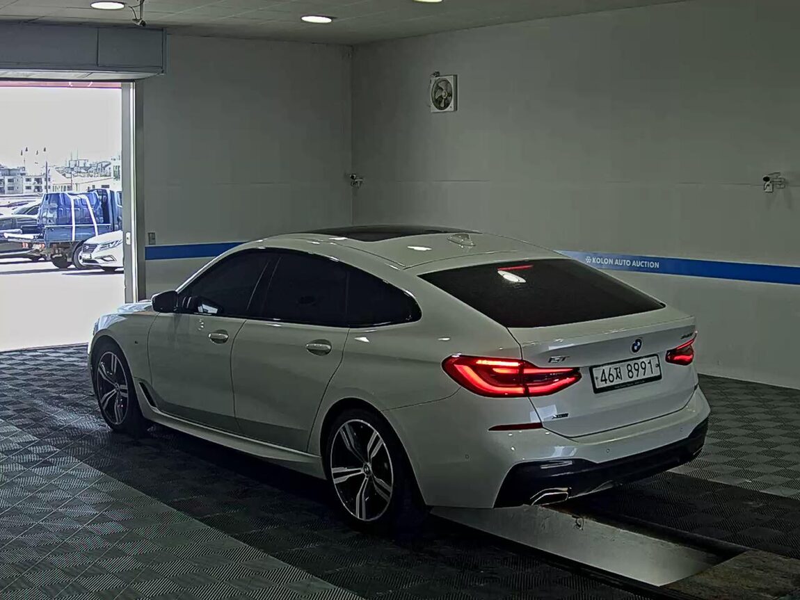 BMW GRAN TURISMO (GT) 6 SERIES 640i xDRIVE M SPORT PACK 2019 - zdjęcie 6