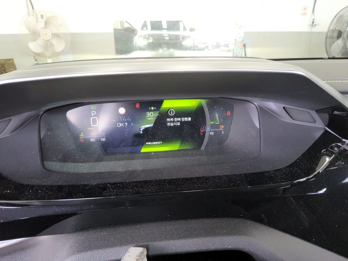PEUGEOT 408 1.2 GT 2025 - zdjęcie 10