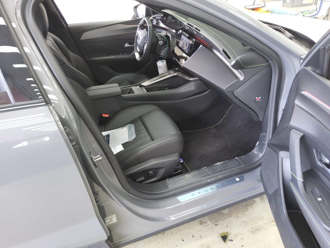 PEUGEOT 408 1.2 GT 2025 - zdjęcie 20