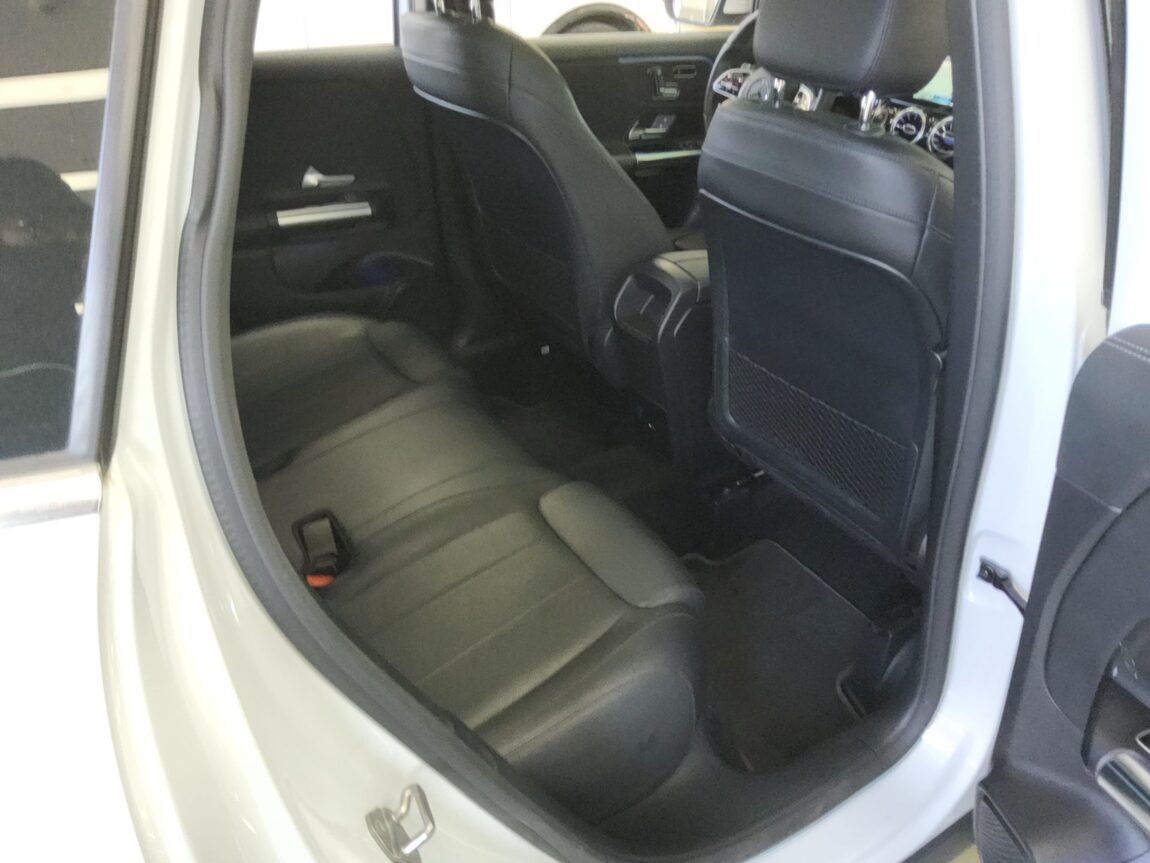 MERCEDES-BENZ GLA-CLASS (2ND GEN) GLA 220 2021 - zdjęcie 13