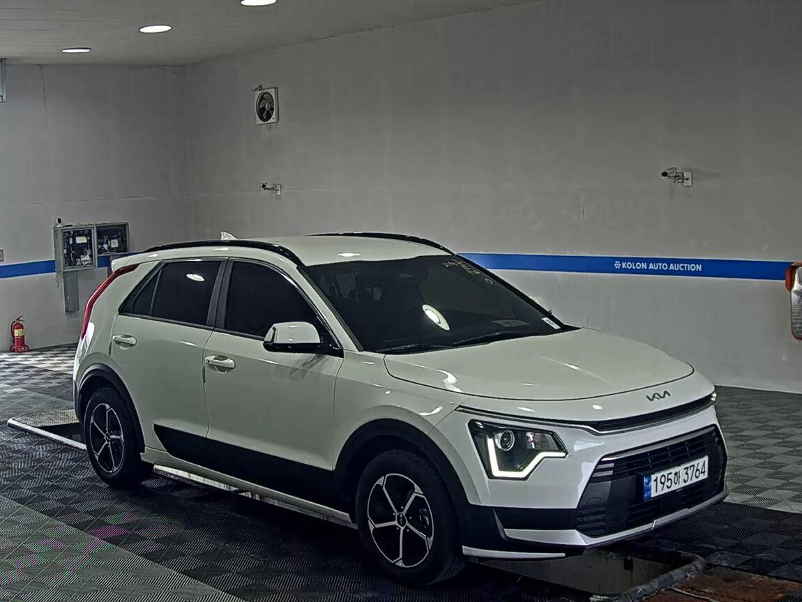 KIA THE ALL NEW NIRO 1.6 HEV PRESTIGE 2024 - zdjęcie 3