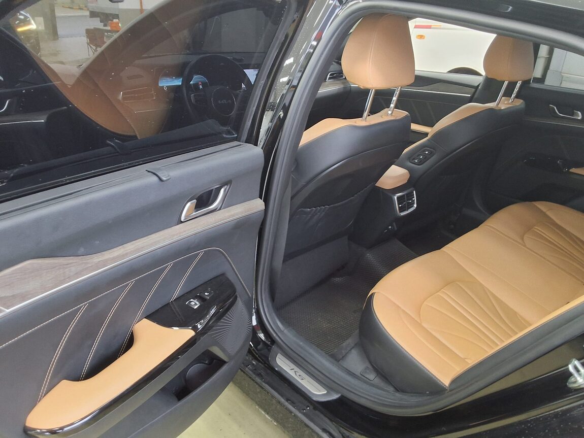 KIA NEW K5 (DL3) 2.0 GASOLINE SIGNATURE 2022 - zdjęcie 12