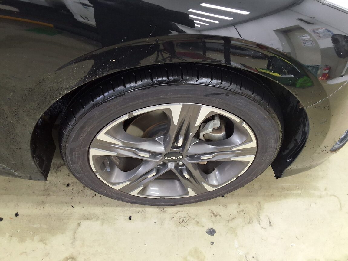 KIA NEW K5 (DL3) 2.0 GASOLINE SIGNATURE 2022 - zdjęcie 24