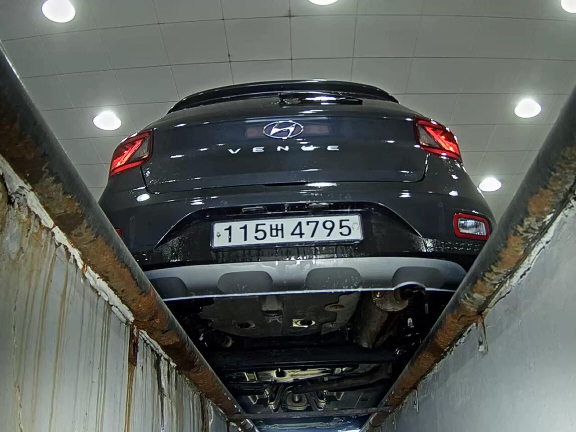 HYUNDAI VENUE 1.6 GASOLINE SMART 2020 - zdjęcie 8