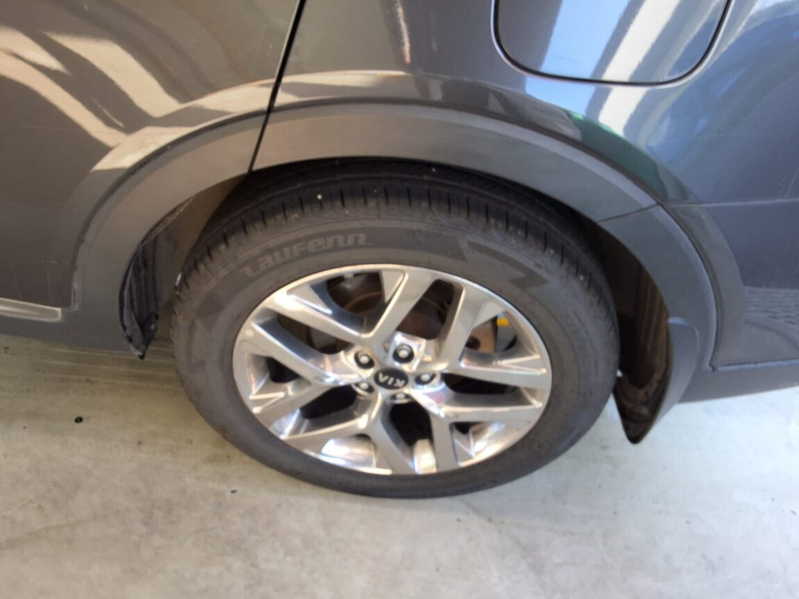 KIA THE NEW SORENTO GASOLINE 2.0 2WD MASTER SPECIAL 2020 - zdjęcie 20