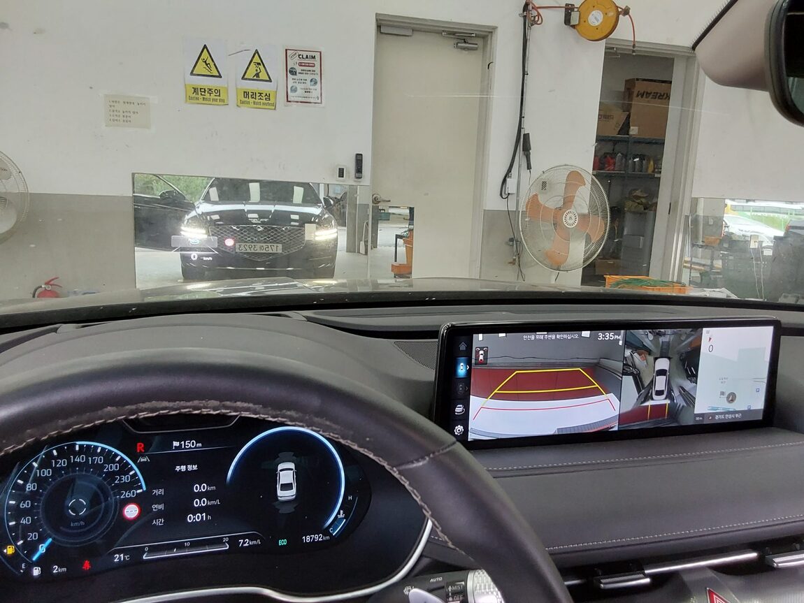GENESIS THE ALL NEW G80 GASOLINE 3.5 AWD BASE MODEL 2024 - zdjęcie 17