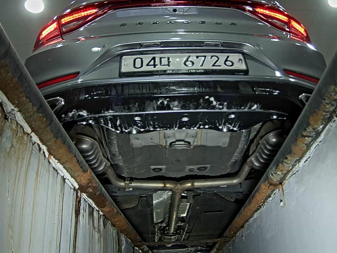 HYUNDAI GRANDEUR IG HYBRID 2.4 HEV EXCLUSIVE SPECIAL 2018 - zdjęcie 8