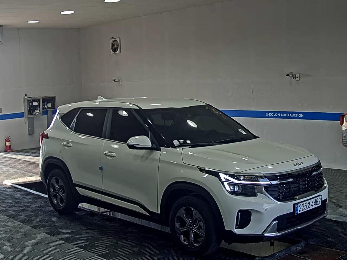 KIA THE NEW SELTOS 2.0 GASOLINE 2WD PRESTIGE 2025 - zdjęcie 3
