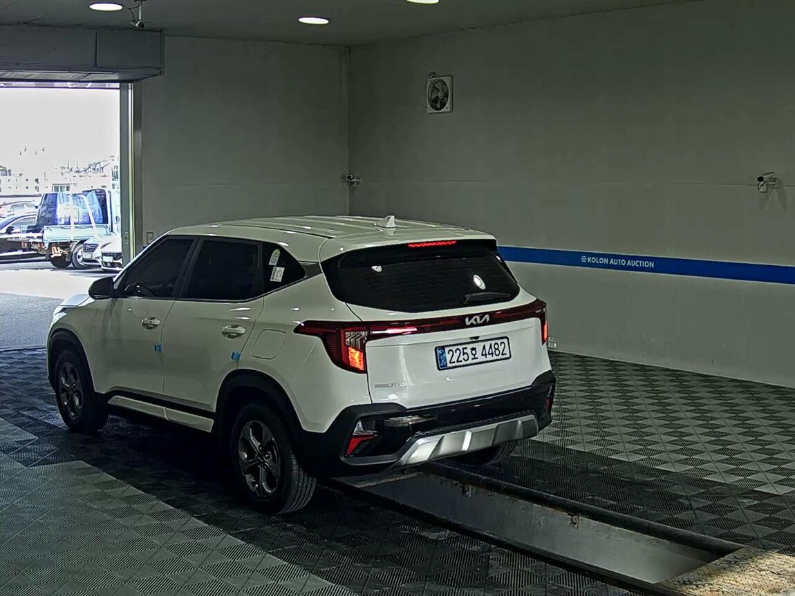 KIA THE NEW SELTOS 2.0 GASOLINE 2WD PRESTIGE 2025 - zdjęcie 6