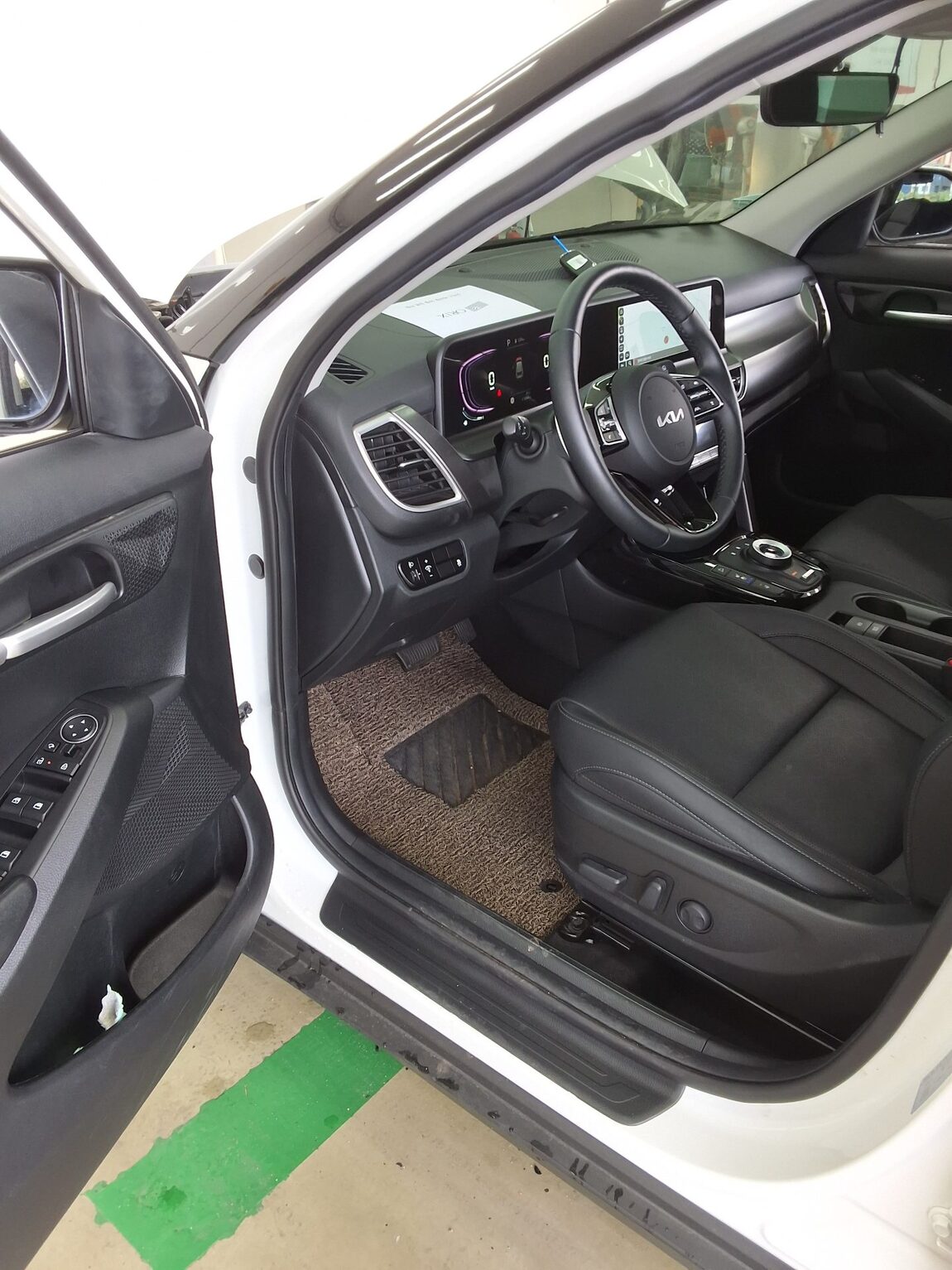 KIA THE NEW SELTOS 2.0 GASOLINE 2WD PRESTIGE 2025 - zdjęcie 12