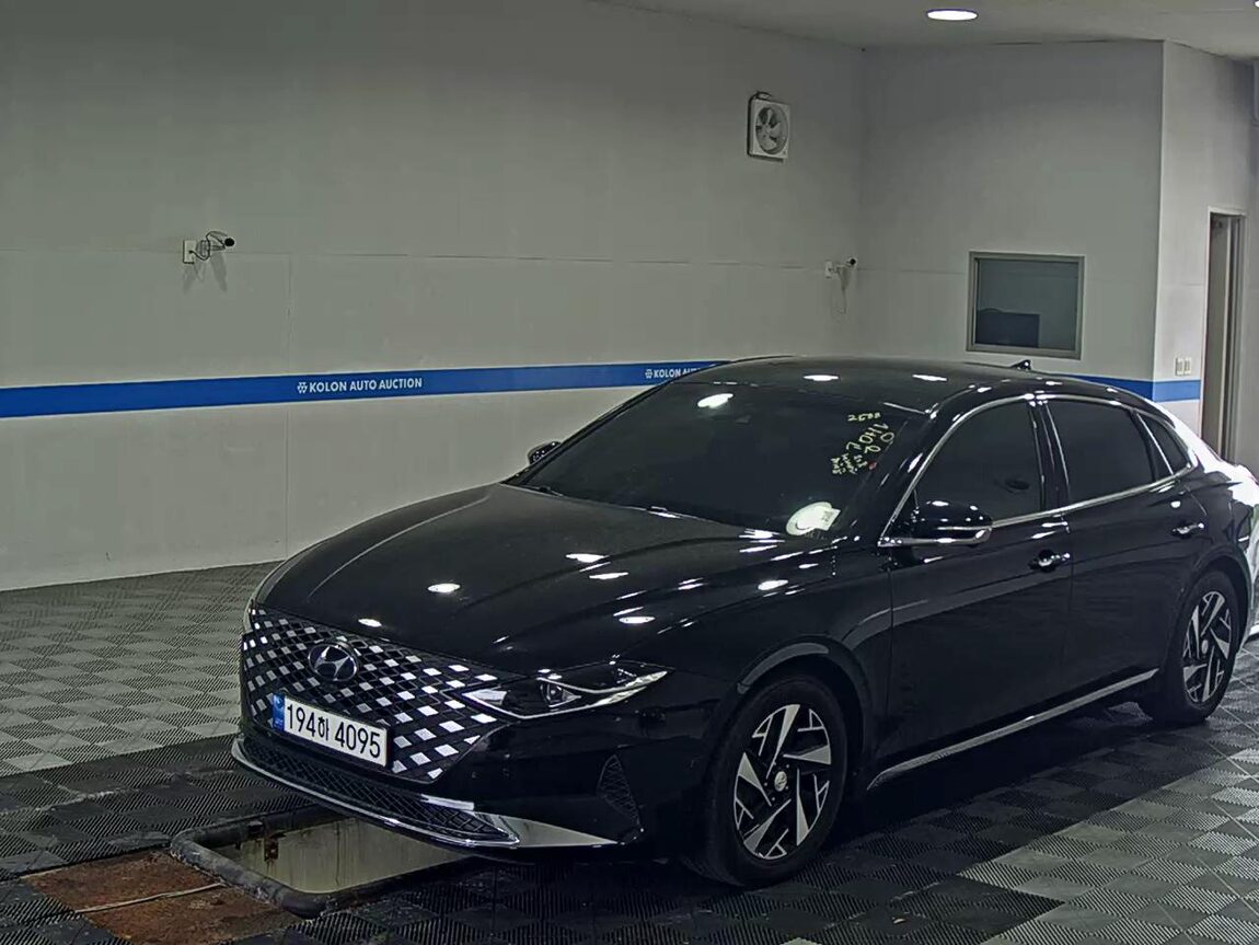 HYUNDAI THE NEW GRANDEUR IG HYBRID 2.4 HEV LE BLANC 2023 - zdjęcie 2