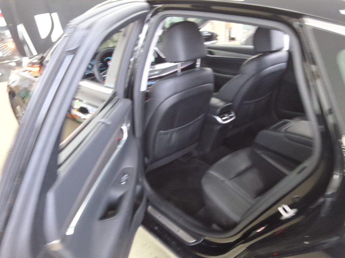 HYUNDAI THE NEW GRANDEUR IG HYBRID 2.4 HEV LE BLANC 2023 - zdjęcie 16