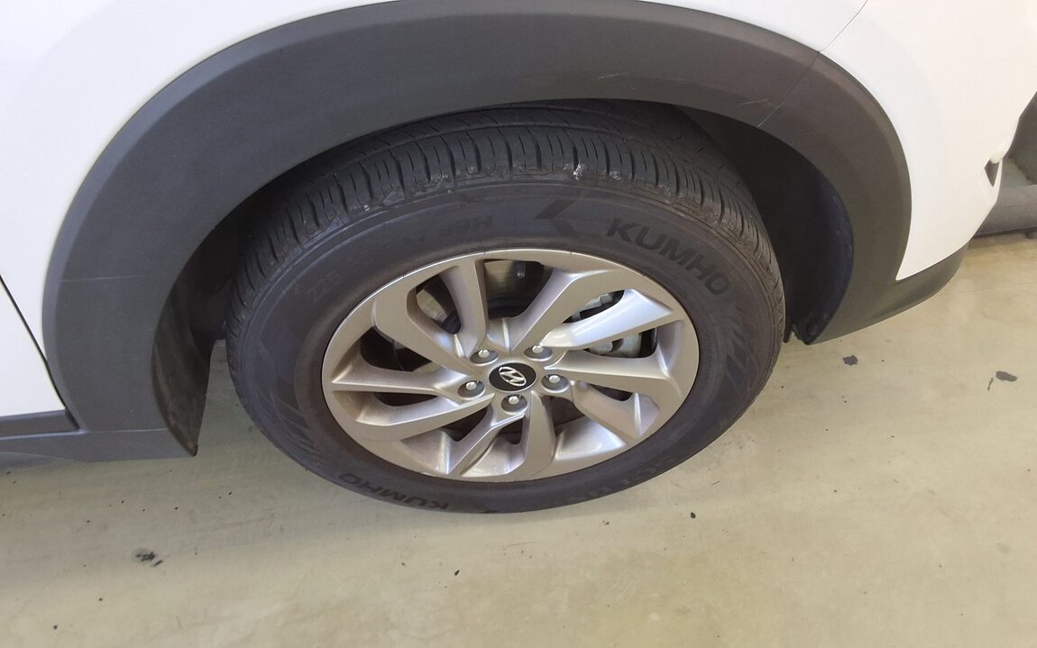 HYUNDAI ALL NEW TUCSON GASOLINE 1.6 TURBO 2WD STYLE 2018 - zdjęcie 25