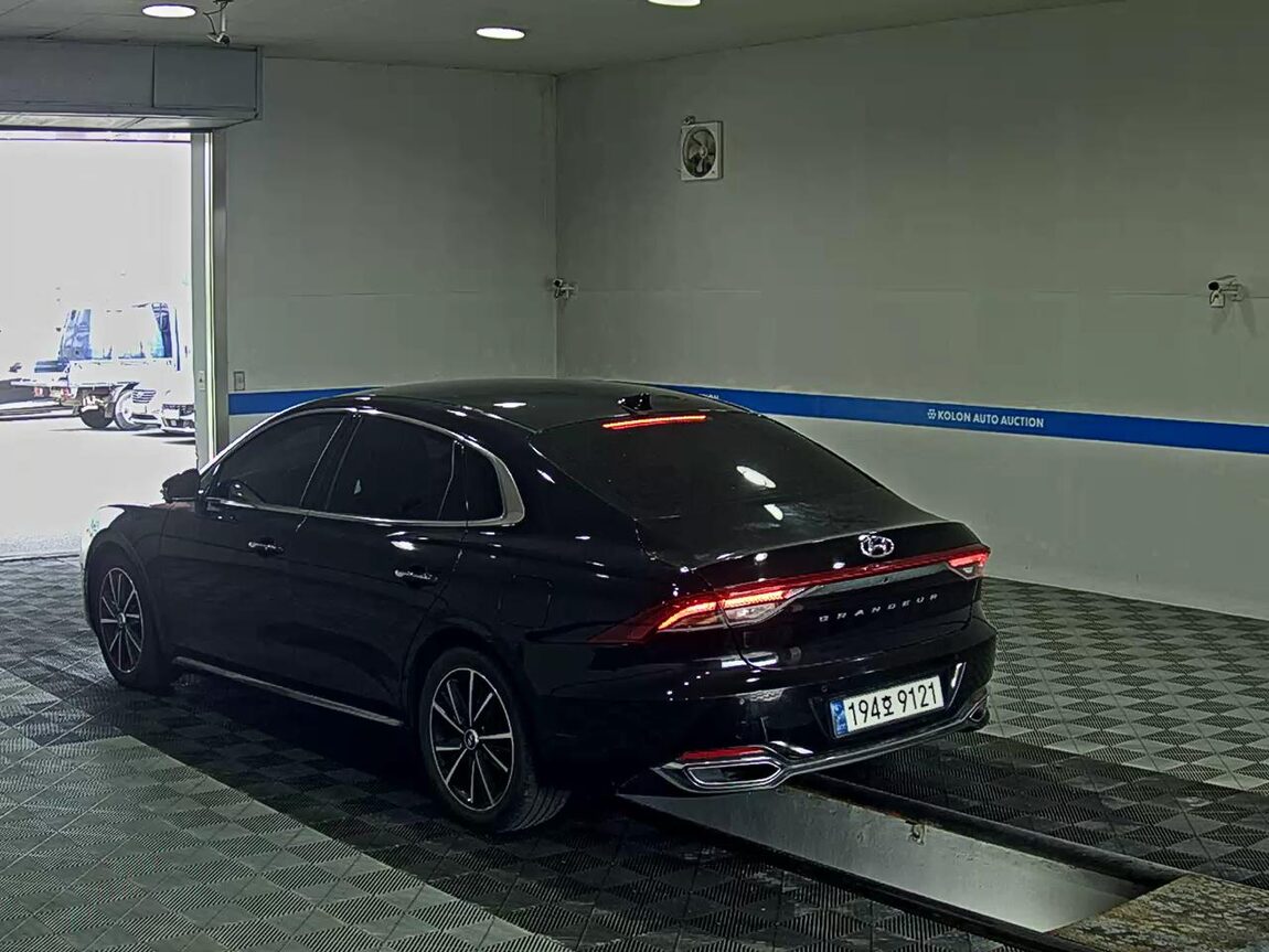 HYUNDAI THE NEW GRANDEUR IG GASOLINE 2.5 LE BLANC 2023 - zdjęcie 6