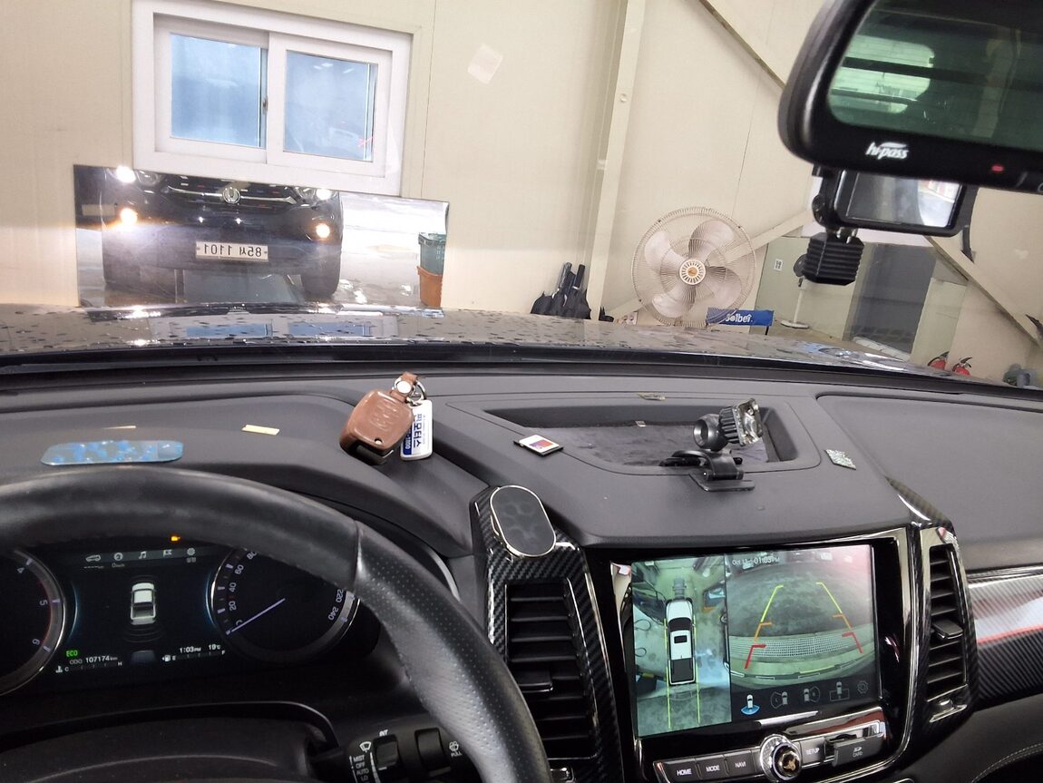 KG MOBILITY (SSANGYONG) REXTON SPORTS 2.2 4WD PRESTIGE 2018 - zdjęcie 25