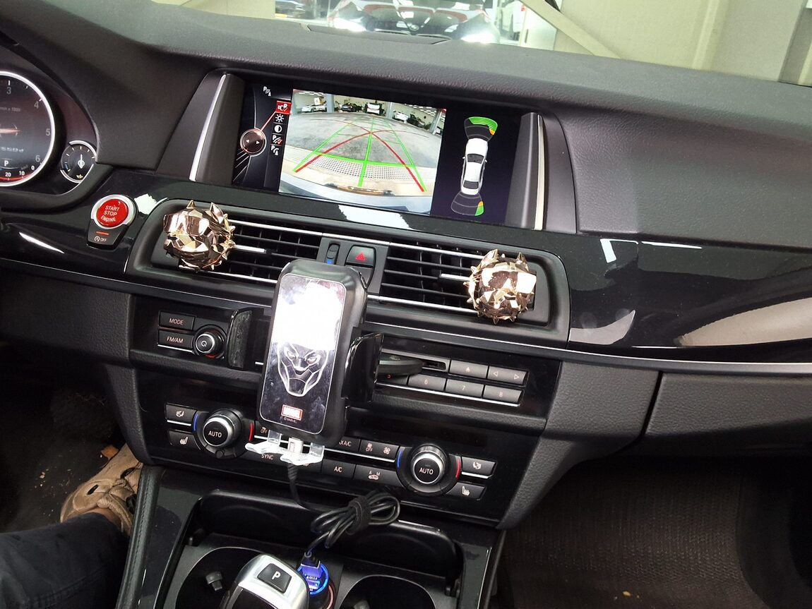 BMW 5 SERIES (6TH GEN) 520d xDRIVE M AERODYNAMIC 2016 - zdjęcie 24