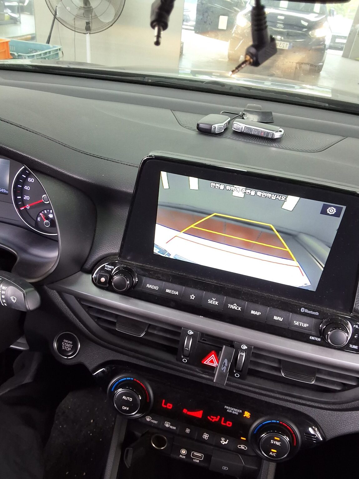 KIA ALL NEW K3 1.6 GASOLINE LUXURY 2019 - zdjęcie 17