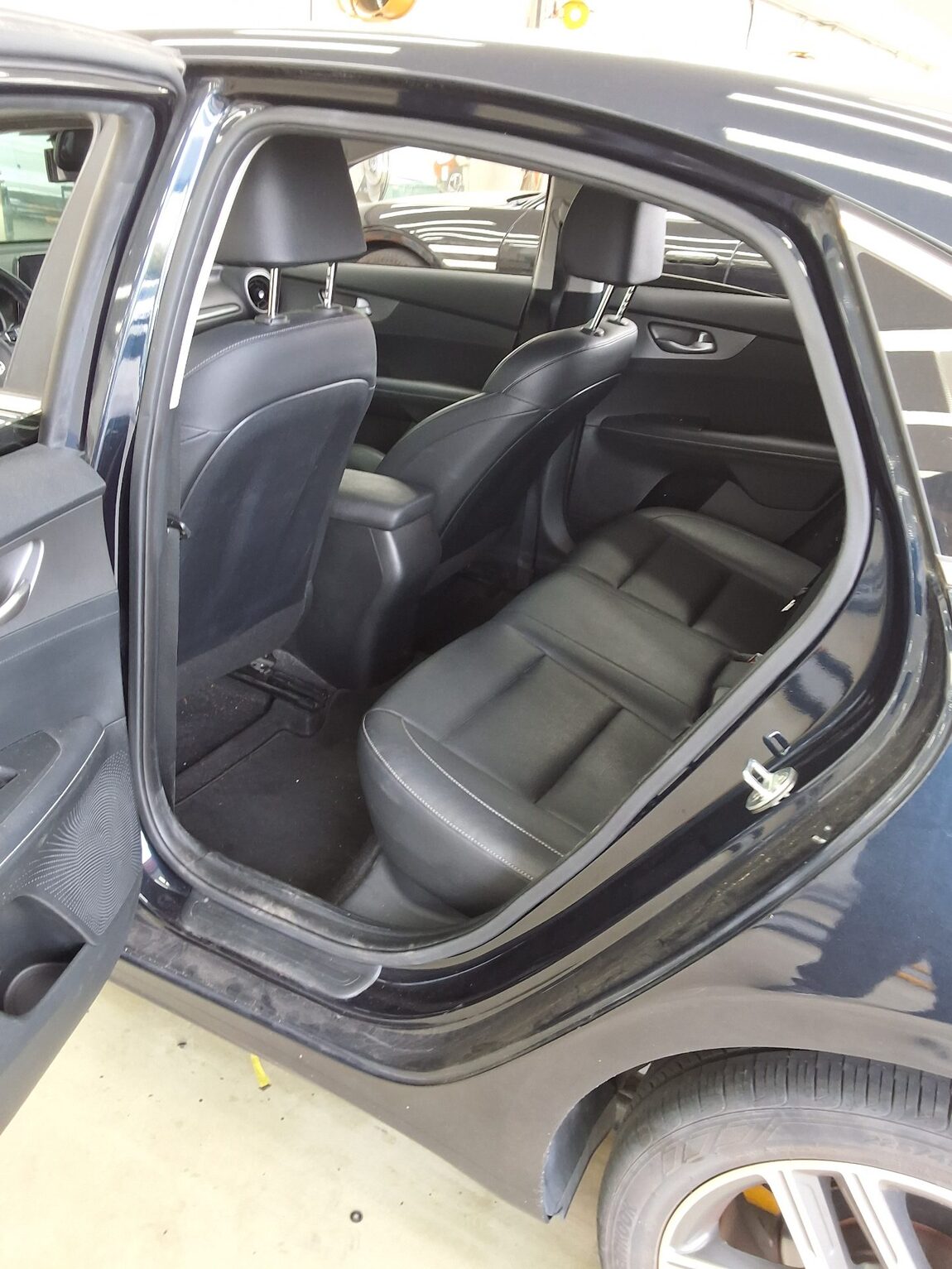 KIA ALL NEW K3 1.6 GASOLINE LUXURY 2019 - zdjęcie 12