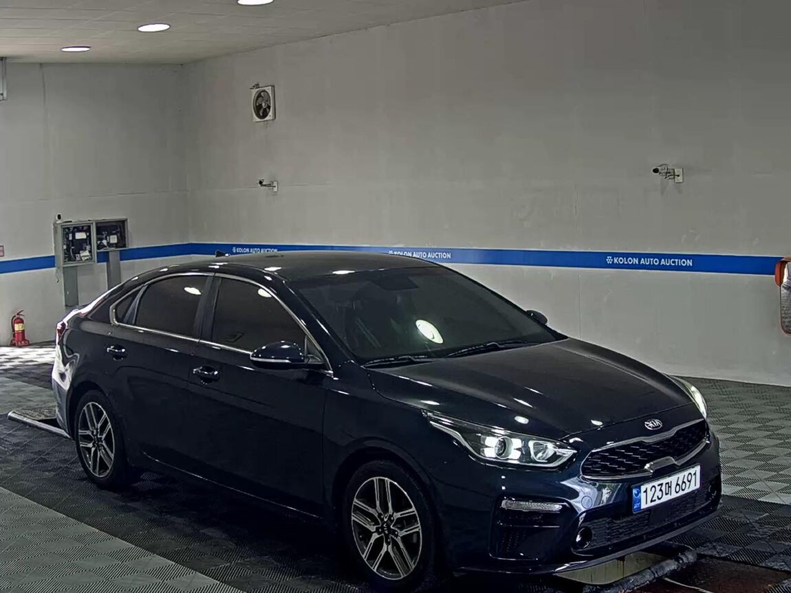 KIA ALL NEW K3 1.6 GASOLINE LUXURY 2019 - zdjęcie 3