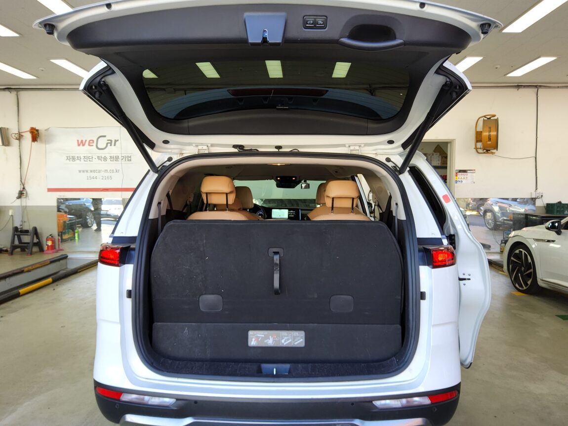 KIA NEW CARNIVAL (KA4) 9-SEATER GASOLINE NOBLESSE 2023 - zdjęcie 15
