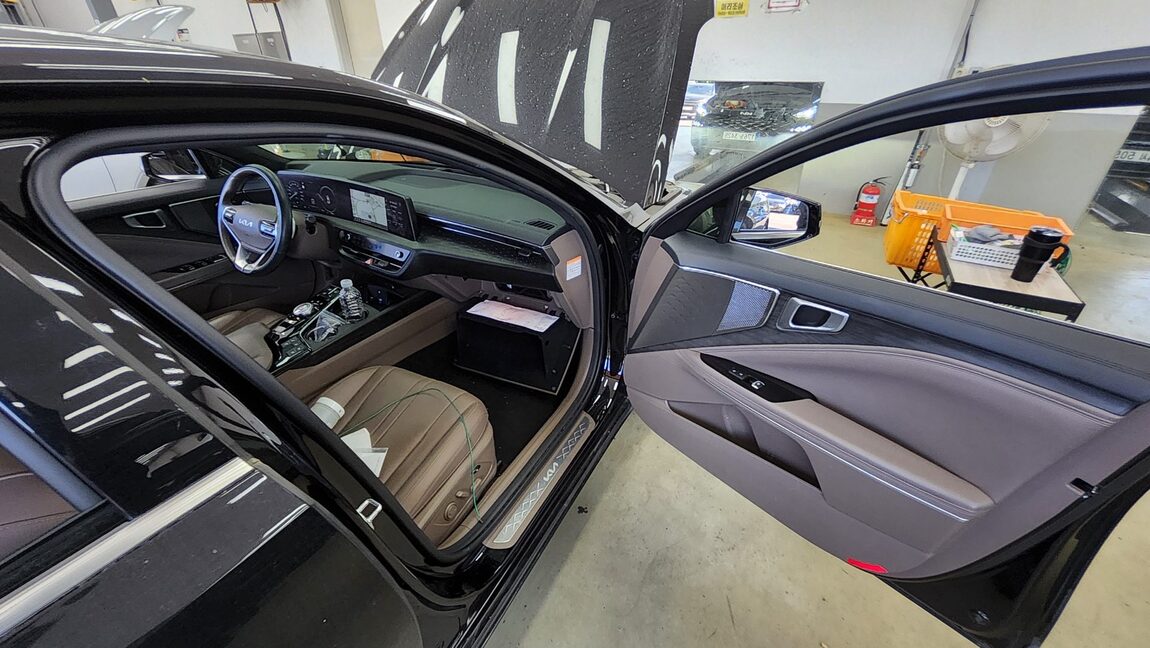 KIA K8 HYBRID HEV NOBLESSE 2023 - zdjęcie 14