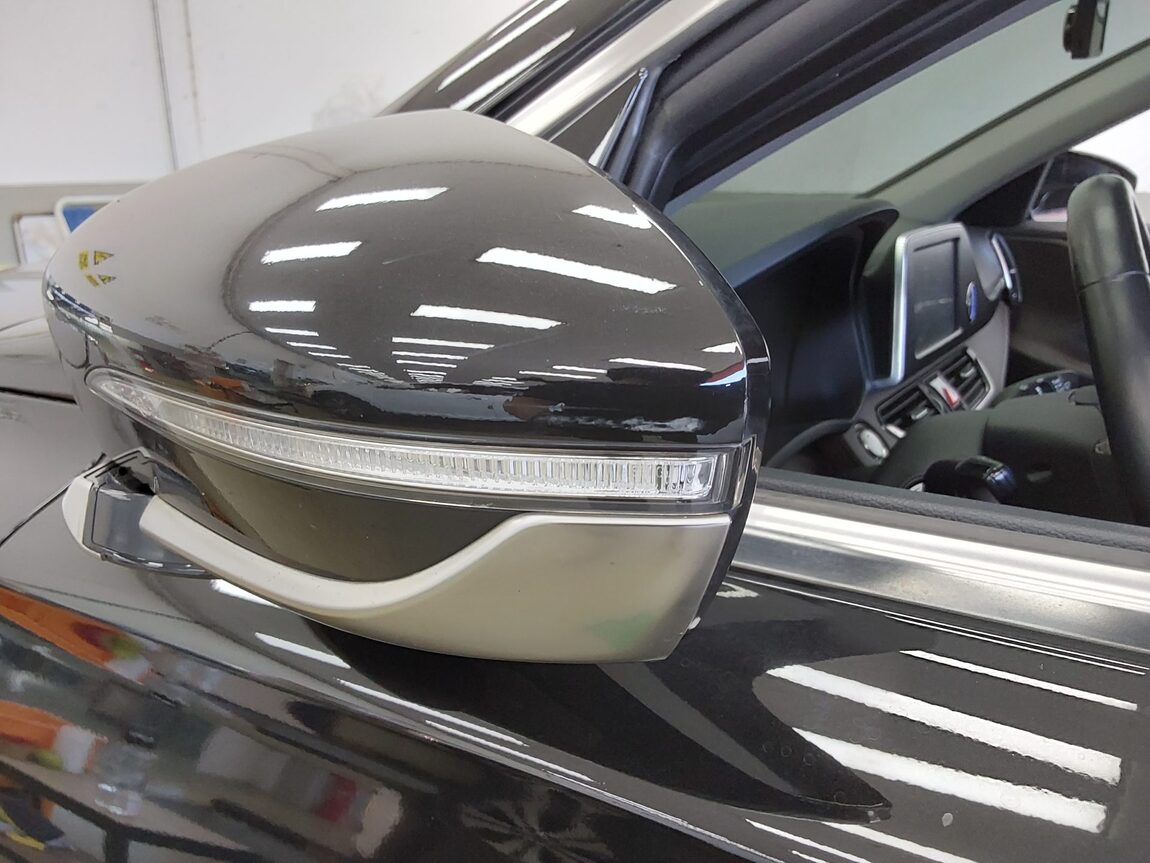 HYUNDAI GRANDEUR IG 2.4 GDi PREMIUM 2019 - zdjęcie 24