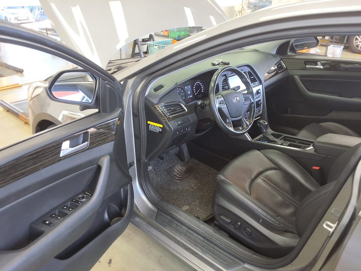 HYUNDAI LF SONATA 2.0 CVVL SMART 2017 - zdjęcie 10
