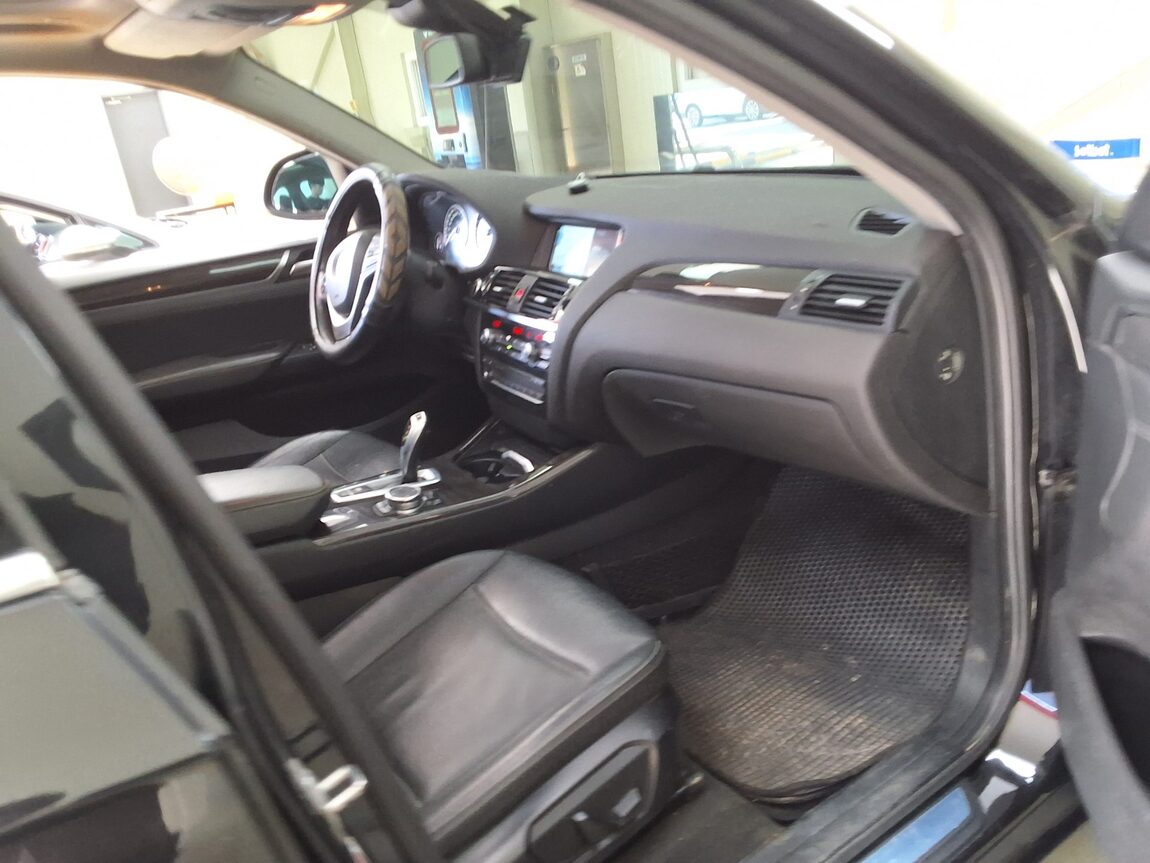 BMW X4 20d xDRIVE X LINE 2016 - zdjęcie 15
