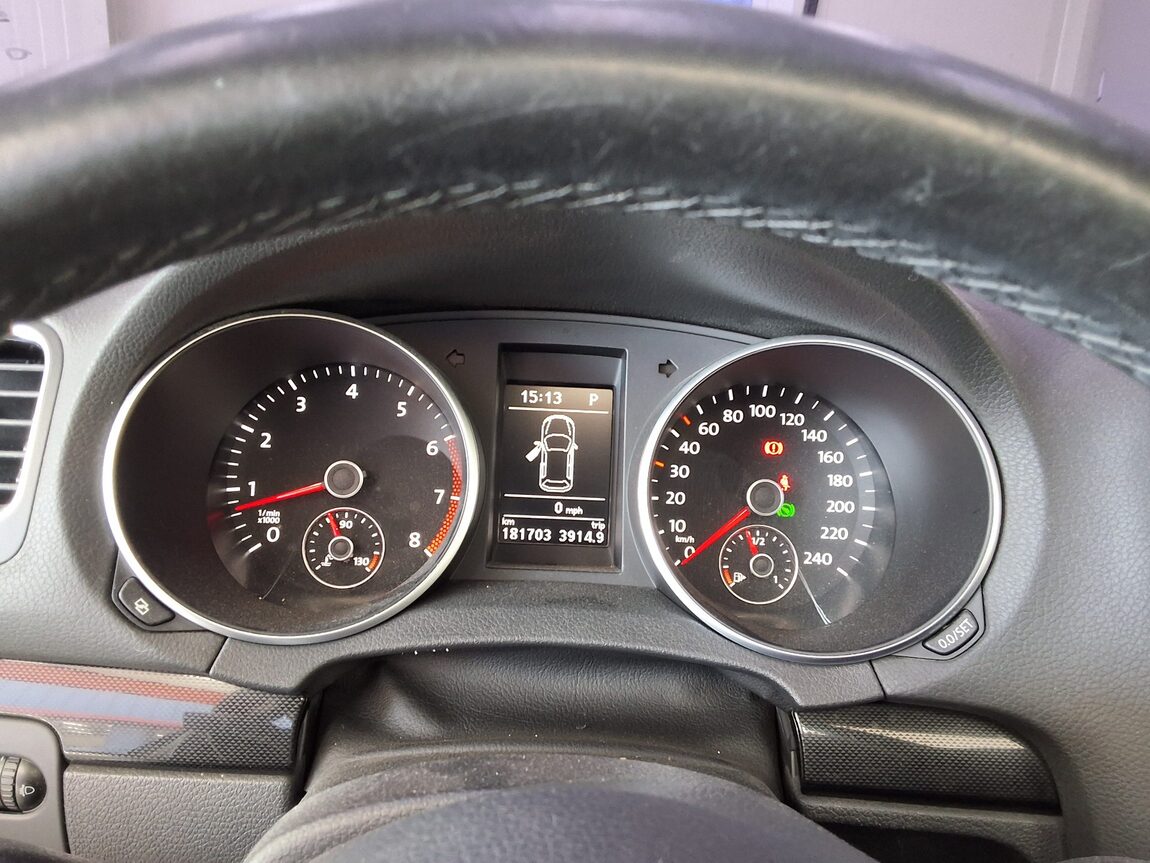 VOLKSWAGEN GOLF (6TH GEN) 1.4 TSI 2011 - zdjęcie 10