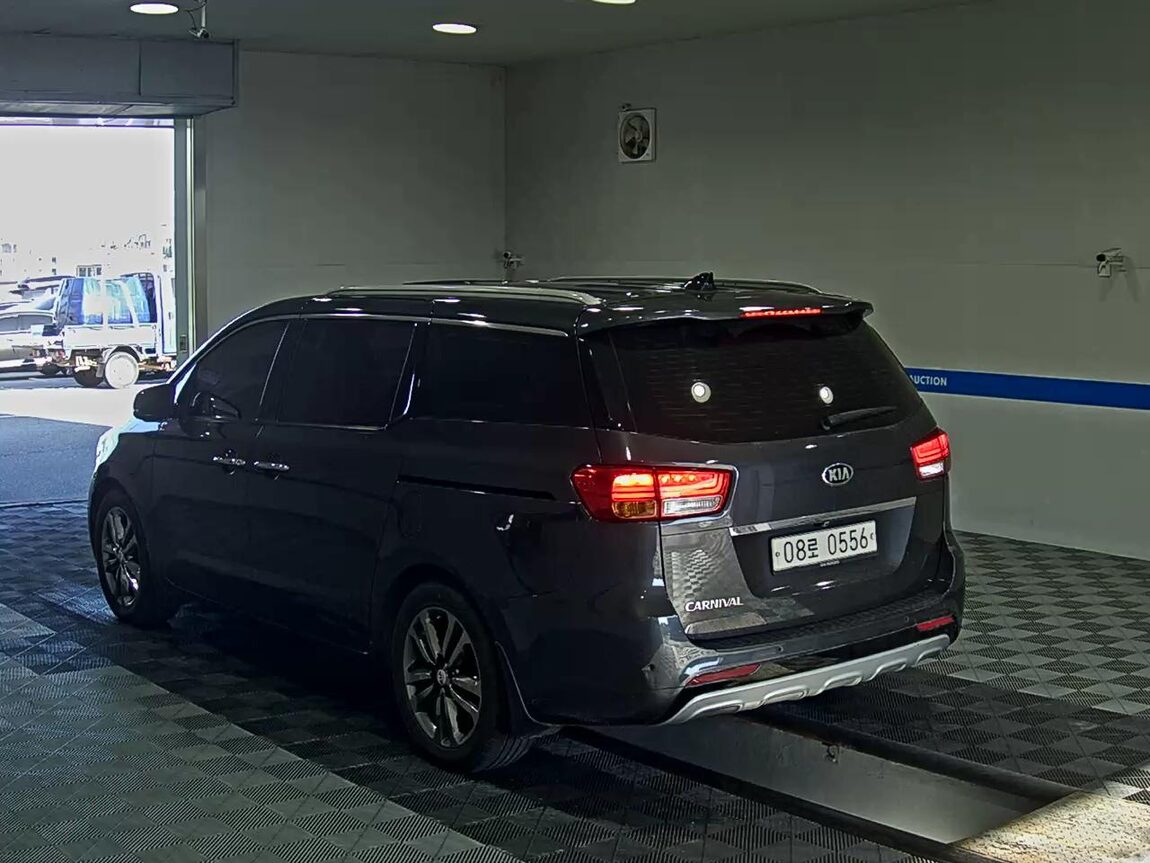 KIA ALL NEW CARNIVAL 9-SEATER DIESEL PRESTIGE 2017 - zdjęcie 6
