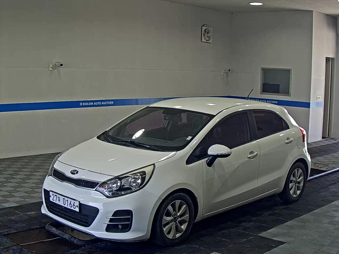 KIA THE NEW PRIDE 5-DOOR 1.6 GDI LUXURY 2015 - zdjęcie 2