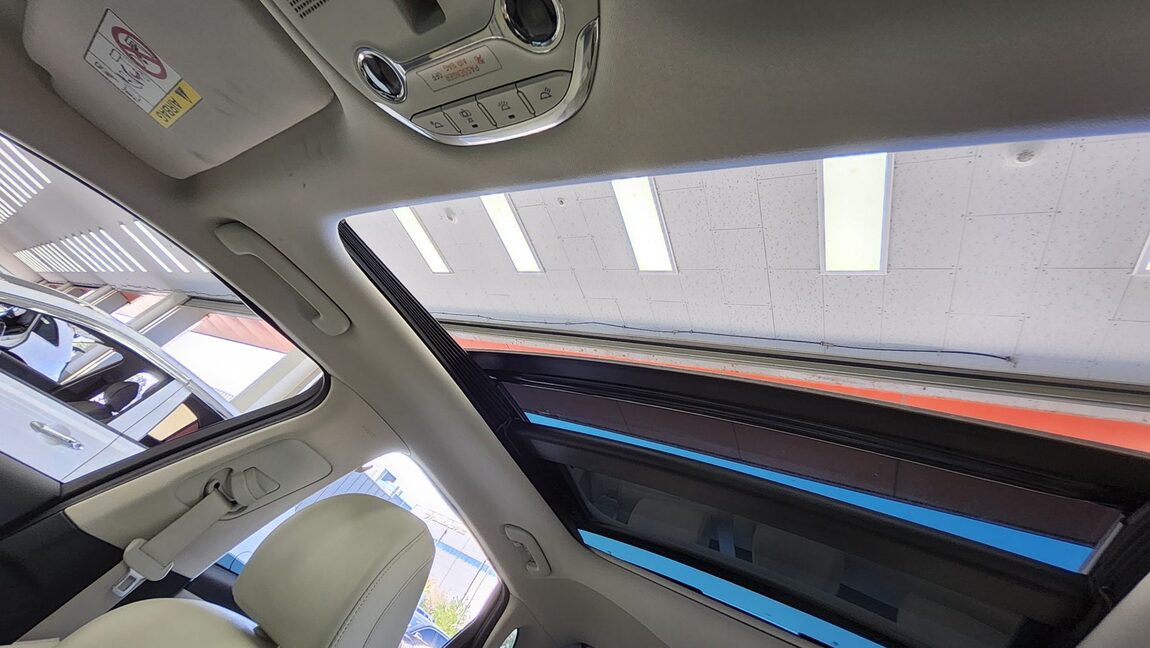 HYUNDAI THE NEW GRANDEUR IG HYBRID 2.4 HEV LE BLANC 2022 - zdjęcie 20