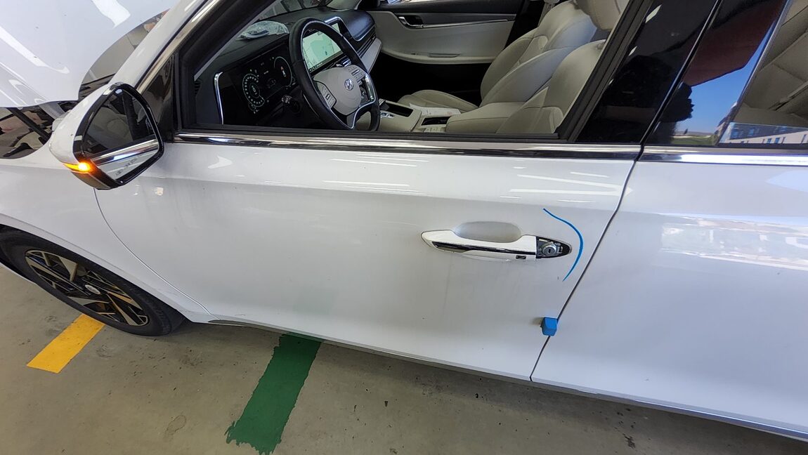 HYUNDAI THE NEW GRANDEUR IG HYBRID 2.4 HEV LE BLANC 2022 - zdjęcie 27