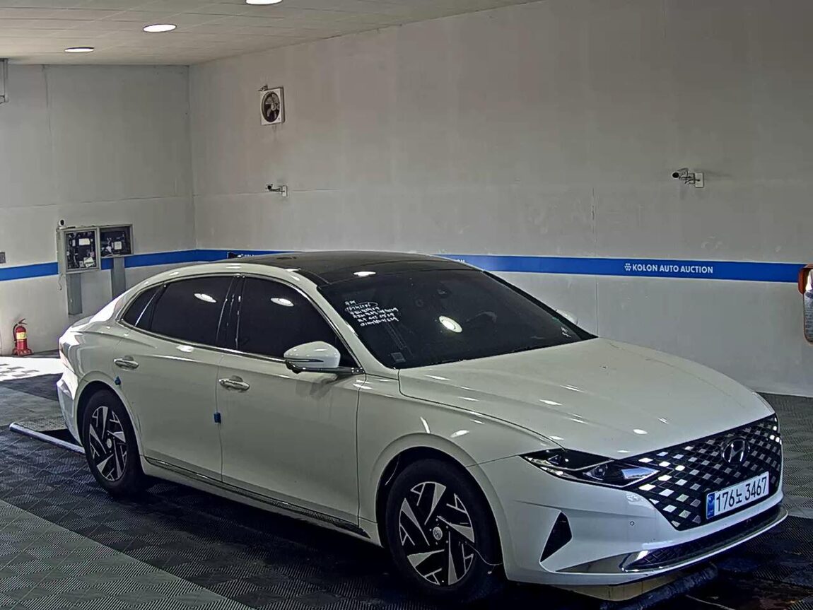 HYUNDAI THE NEW GRANDEUR IG HYBRID 2.4 HEV LE BLANC 2022 - zdjęcie 3