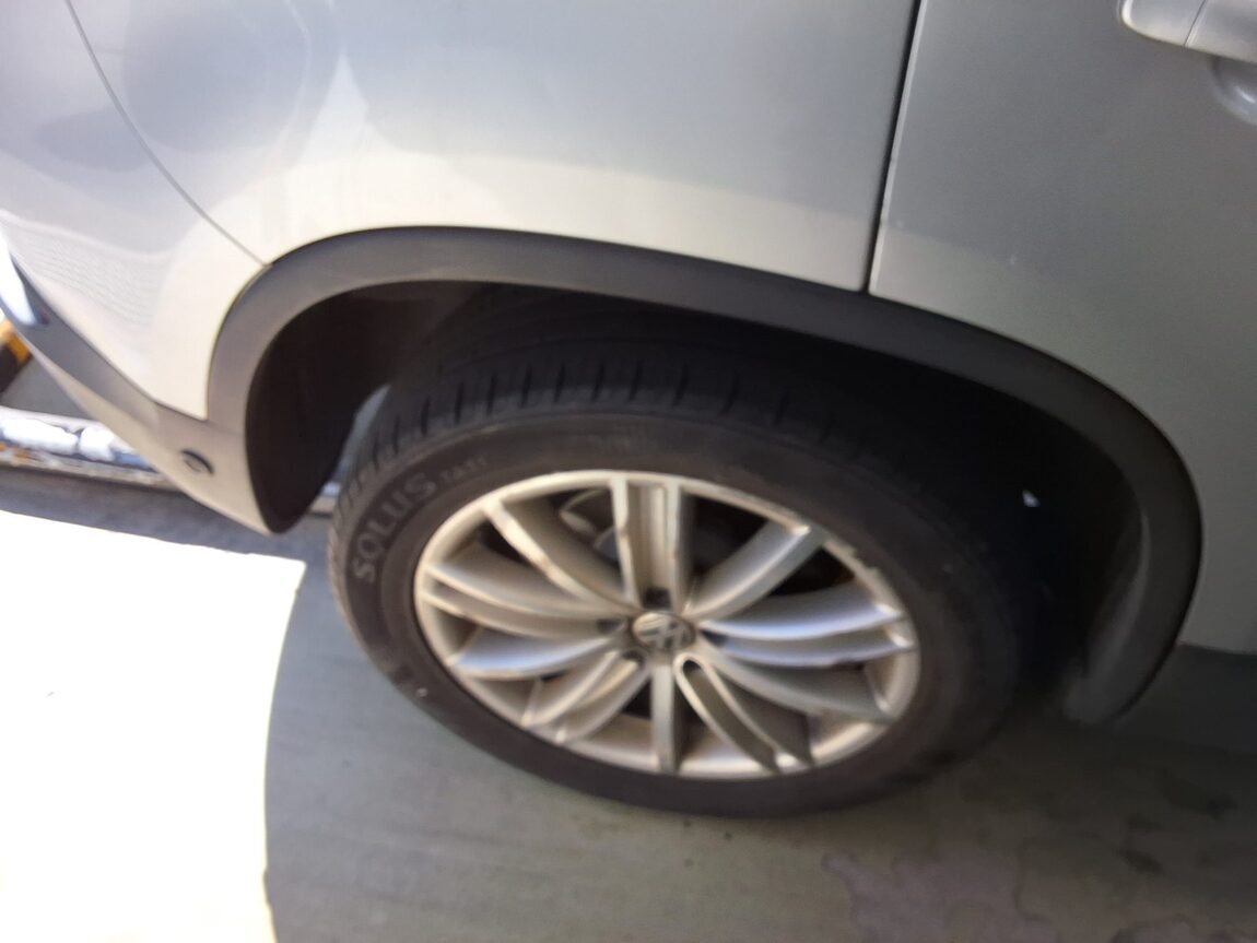 VOLKSWAGEN TIGUAN 2.0 TDI BLUEMOTION PREMIUM 2016 - zdjęcie 22