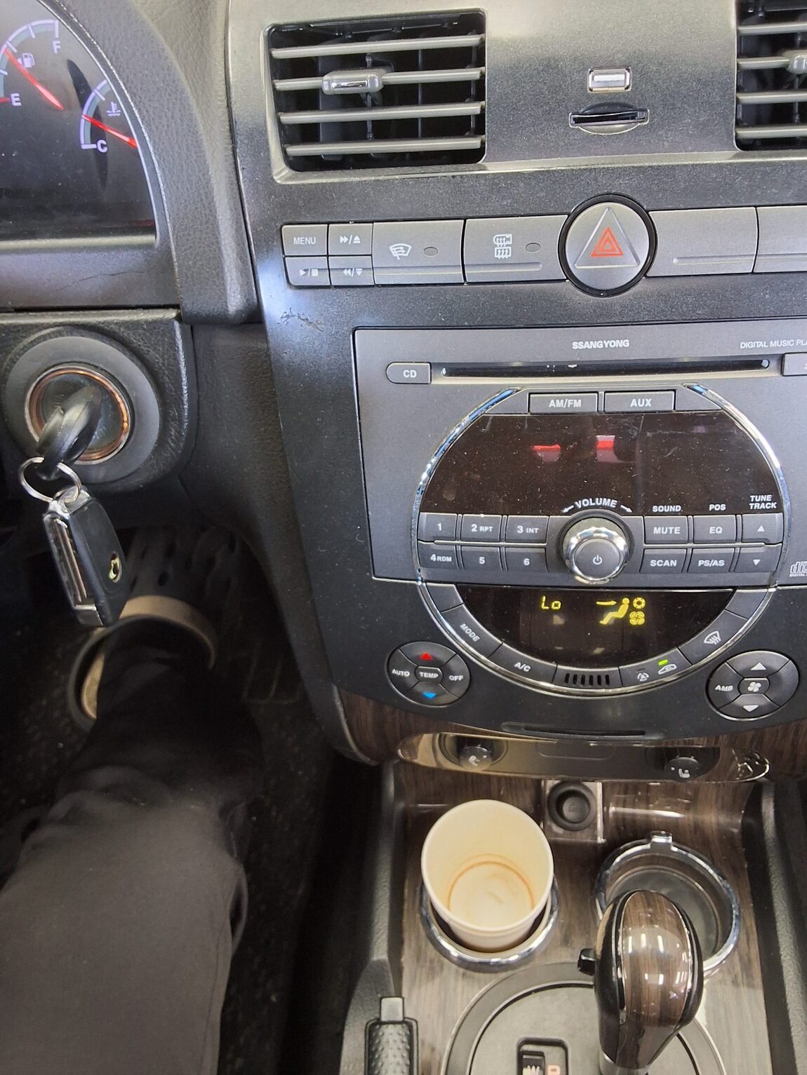KG MOBILITY (SSANGYONG) SUPER REXTON 4WD RX4 LUXURY MODEL 2011 - zdjęcie 17