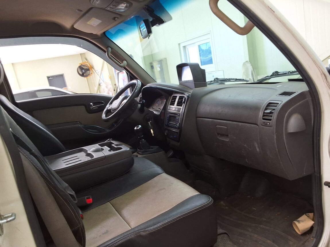 HYUNDAI PORTER II CRDi SUPER CAB EXTRA LONG WHEELBASE PREMIUM 2018 - zdjęcie 12