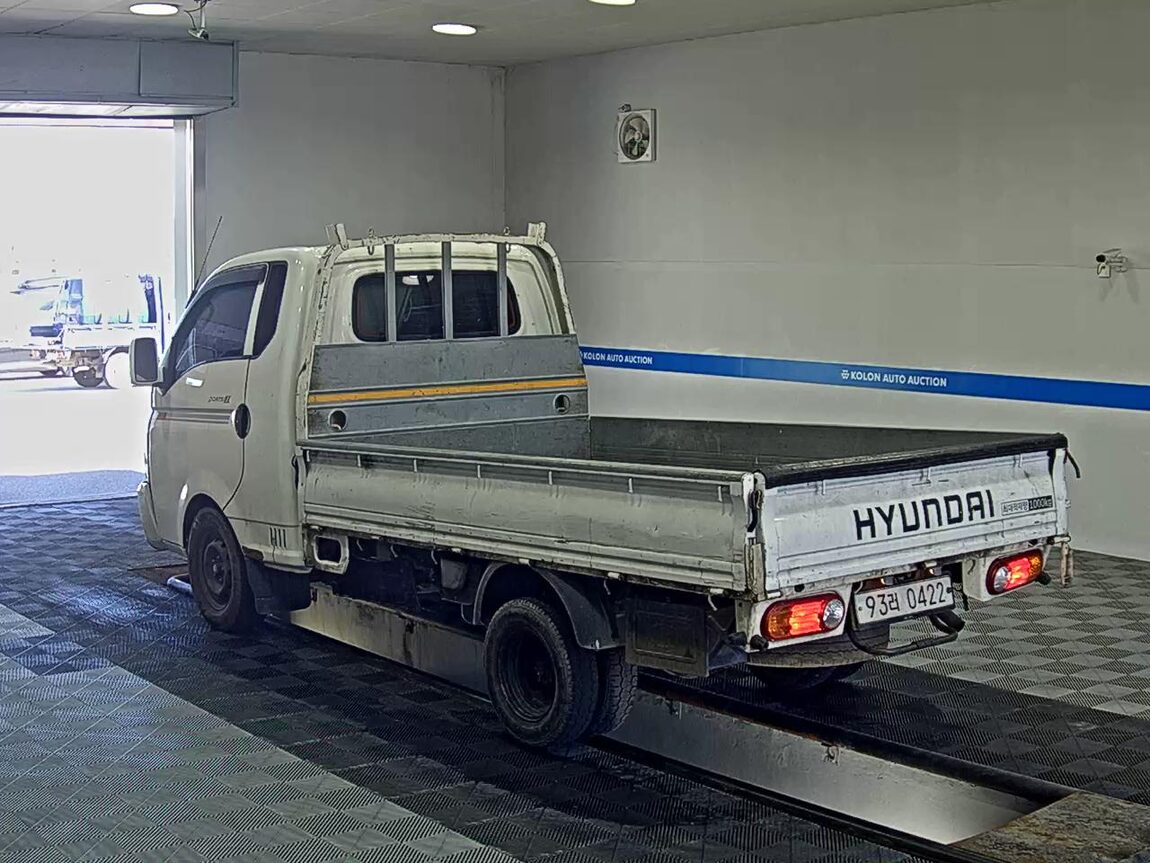 HYUNDAI PORTER II CRDi SUPER CAB EXTRA LONG WHEELBASE PREMIUM 2018 - zdjęcie 6