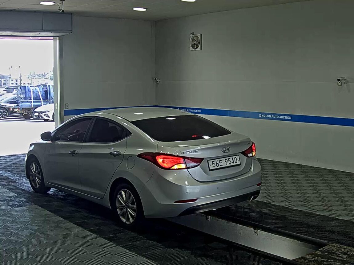 HYUNDAI THE NEW AVANTE MD 1.6 GDi MODERN 2014 - zdjęcie 6